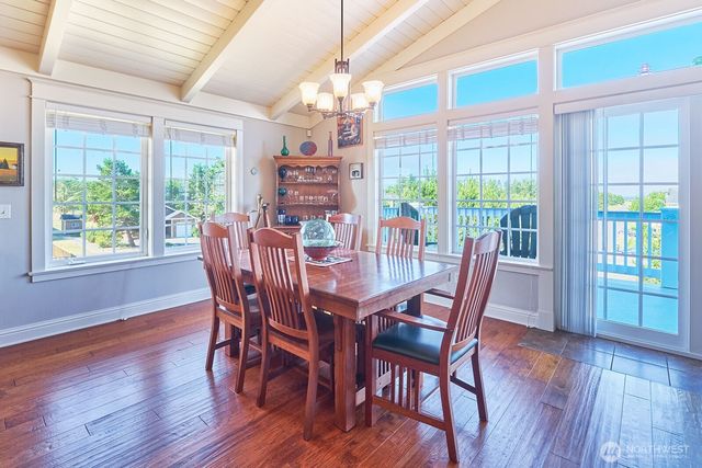 205 26th Street NW, Long Beach, WA 98631