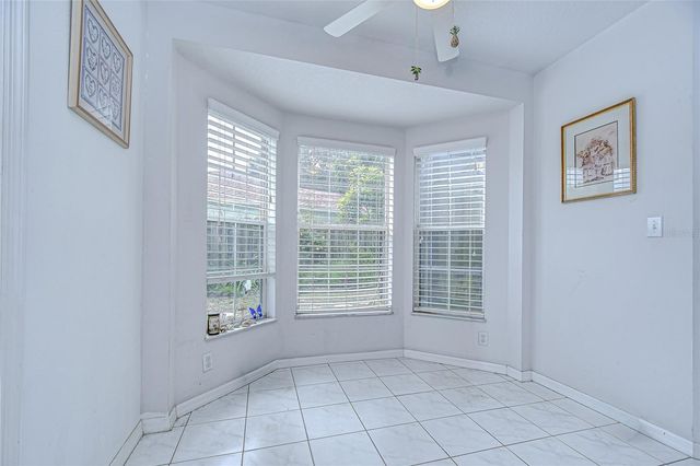 6911 OAKCREST WAY, Zephyrhills, FL 33542