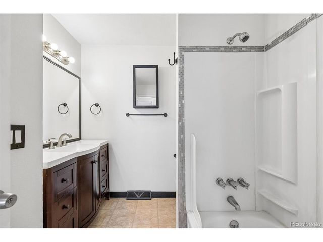 7917 Chase Cir 159, Arvada, CO 80003