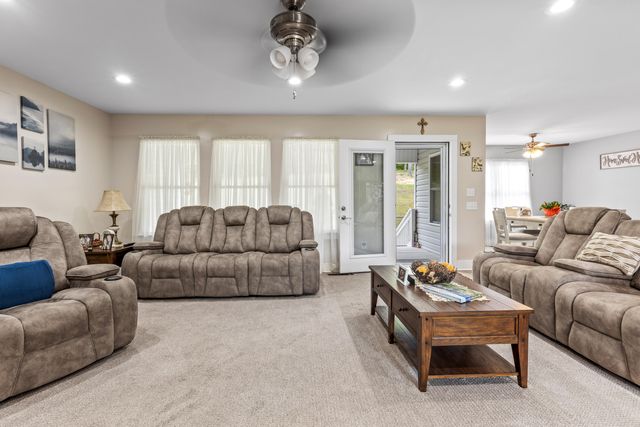 2281 Hudlow Loop Road, Dunlap, TN 37327