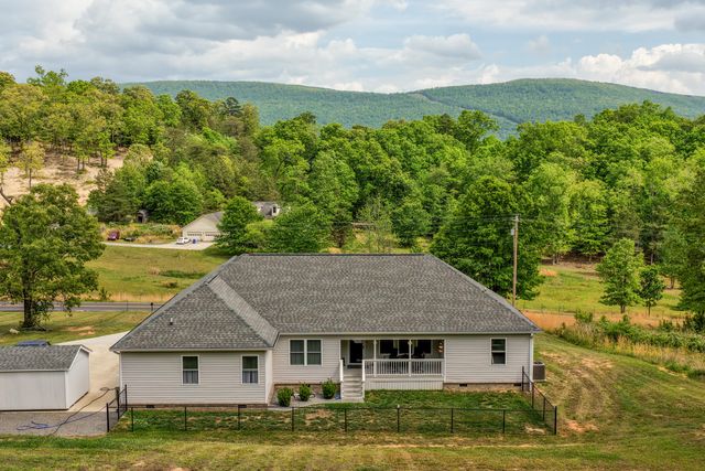 2281 Hudlow Loop Road, Dunlap, TN 37327