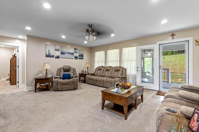 2281 Hudlow Loop Road, Dunlap, TN 37327