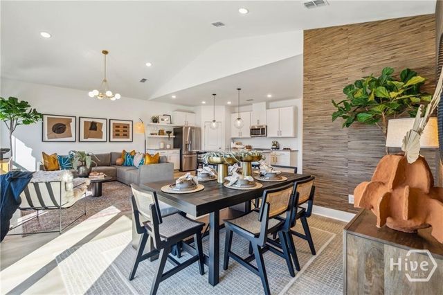 306 Kingswood Circle, Savannah, GA 31302