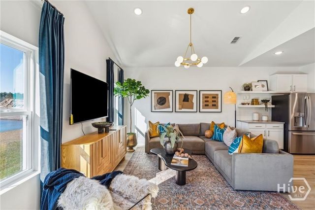 306 Kingswood Circle, Savannah, GA 31302