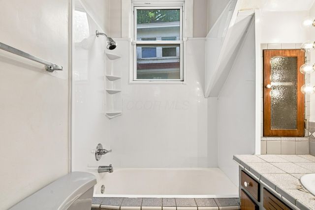 208 E Northwood Avenue, Columbus, OH 43201