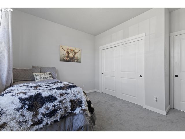 830 Se DARROW Rd, Estacada, OR 97023