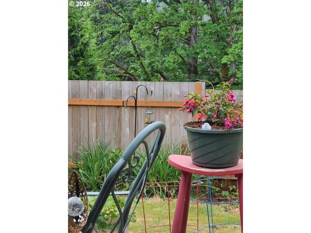 830 Se DARROW Rd, Estacada, OR 97023