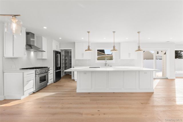 254 Elizabeth Avenue, Oceanside, NY 11572