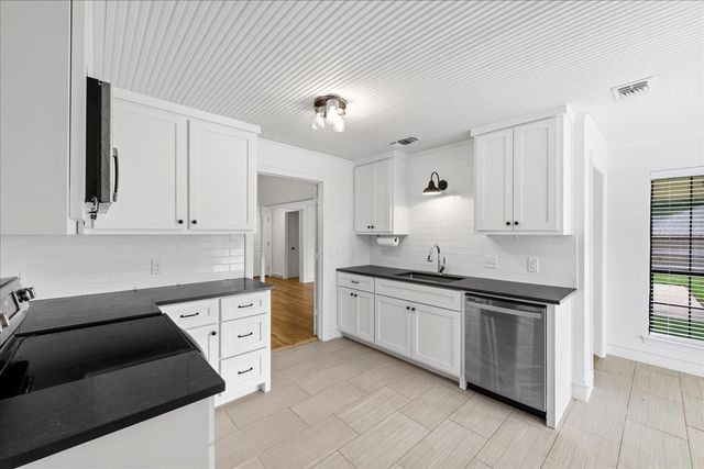 1143 Bayshore Drive, Rockwall, TX 75087