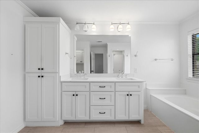 1143 Bayshore Drive, Rockwall, TX 75087