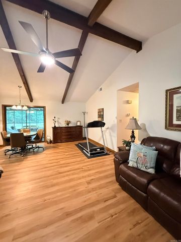 913 Matt Lane, Hensley, AR 72065