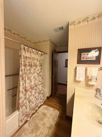 913 Matt Lane, Hensley, AR 72065