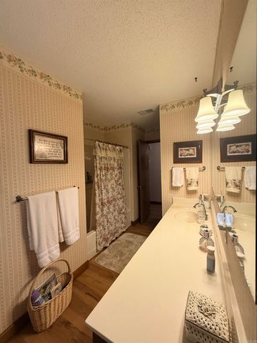 913 Matt Lane, Hensley, AR 72065