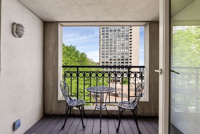 20 Rowes Wharf 505, Boston, MA 02110