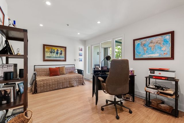 20 Rowes Wharf 505, Boston, MA 02110