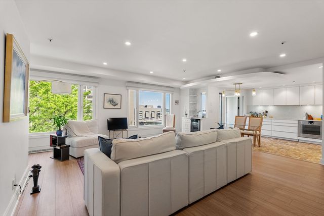 20 Rowes Wharf 505, Boston, MA 02110