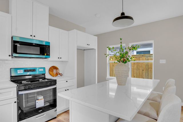 7316 Victoria Street, Houston, TX 77020