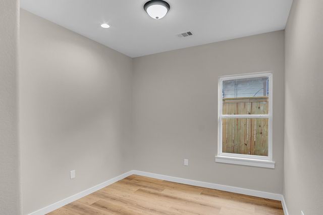 7316 Victoria Street, Houston, TX 77020