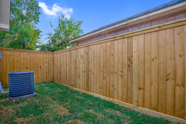 7316 Victoria Street, Houston, TX 77020