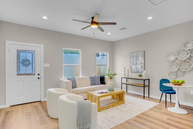 7316 Victoria Street, Houston, TX 77020