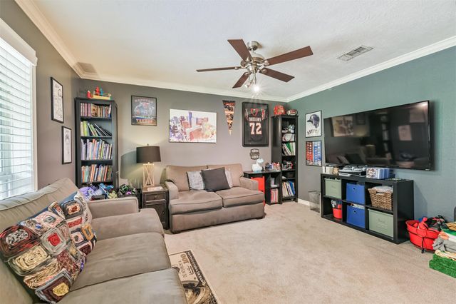 306 County Road 3997, Cleveland, TX 77328