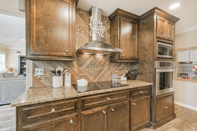 306 County Road 3997, Cleveland, TX 77328