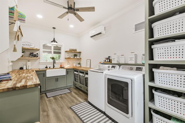 306 County Road 3997, Cleveland, TX 77328