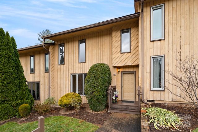 103 Pebble Creek Drive, Asheville, NC 28803