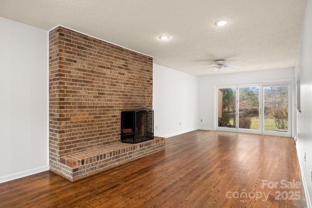 103 Pebble Creek Drive, Asheville, NC 28803