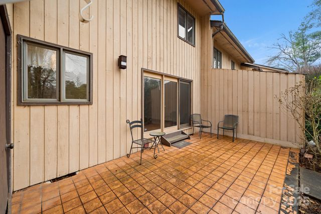 103 Pebble Creek Drive, Asheville, NC 28803