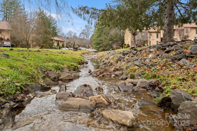 103 Pebble Creek Drive, Asheville, NC 28803