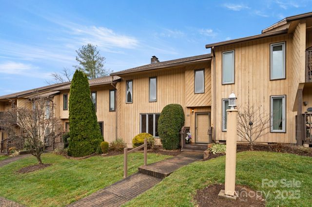 103 Pebble Creek Drive, Asheville, NC 28803