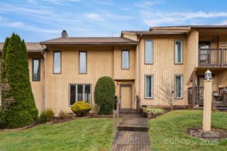 103 Pebble Creek Drive, Asheville, NC 28803