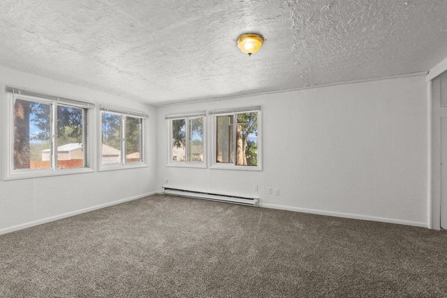1701 E Desmet Ave, Spokane, WA 99202