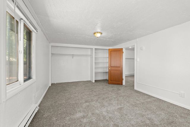 1701 E Desmet Ave, Spokane, WA 99202