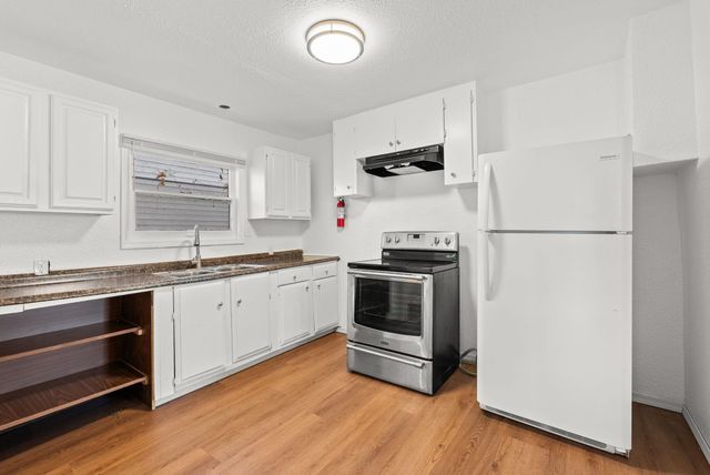 1701 E Desmet Ave, Spokane, WA 99202