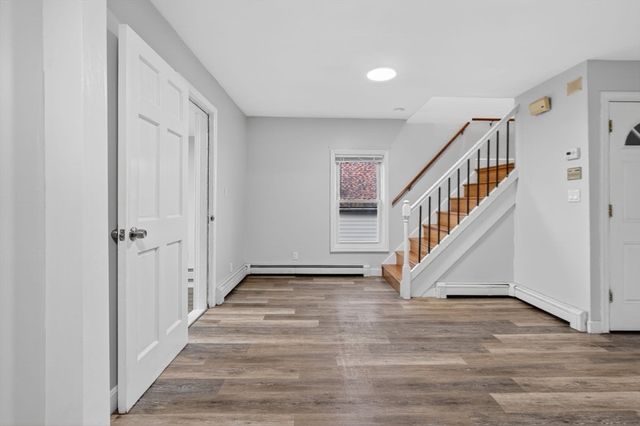 82 Linwood St, Lynn, MA 01905