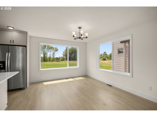 1014 E GINGER ROOT Ct, Newberg, OR 97132