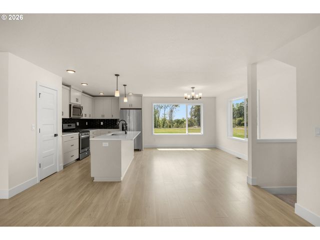 1014 E GINGER ROOT Ct, Newberg, OR 97132