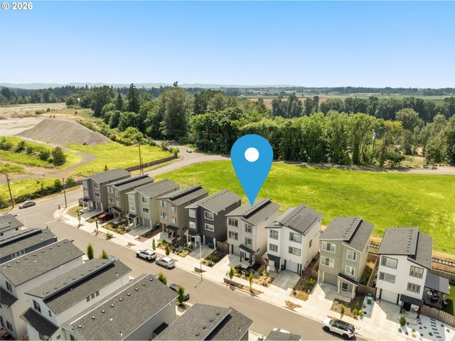 1014 E GINGER ROOT Ct, Newberg, OR 97132