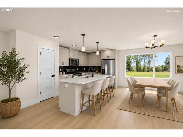 1014 E GINGER ROOT Ct, Newberg, OR 97132