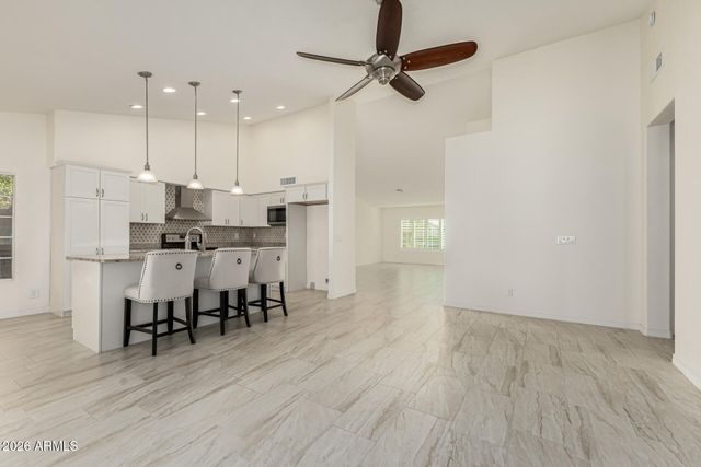 14424 N 92ND Avenue, Peoria, AZ 85381