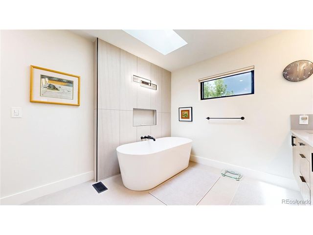 174 S Hoover Ave, Louisville, CO 80027