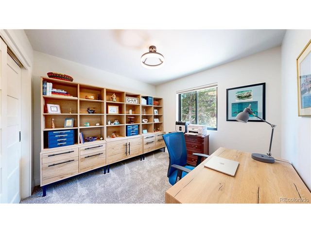 174 S Hoover Ave, Louisville, CO 80027