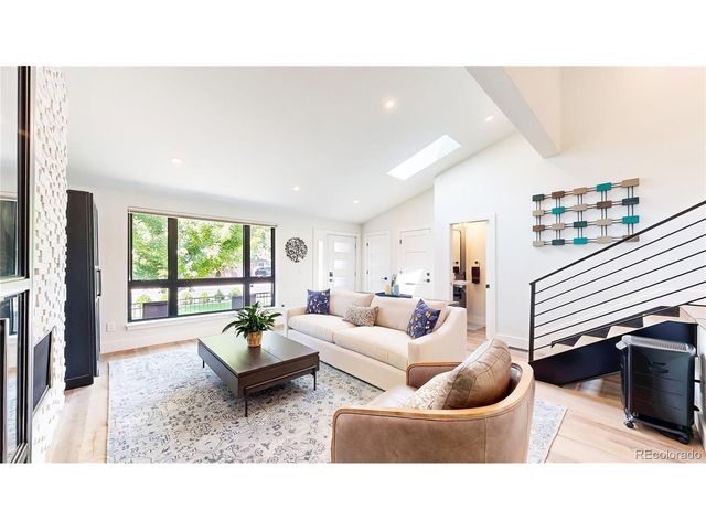 174 S Hoover Ave, Louisville, CO 80027