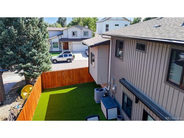 174 S Hoover Ave, Louisville, CO 80027