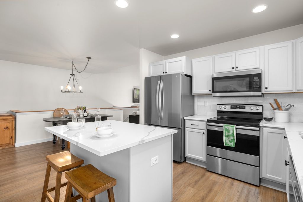 Image 12 of property listing at 227 Fox Hollow Lane B14, Whitefish, MT 59937