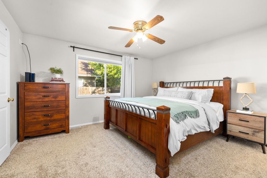 Image 16 of property listing at 227 Fox Hollow Lane B14, Whitefish, MT 59937