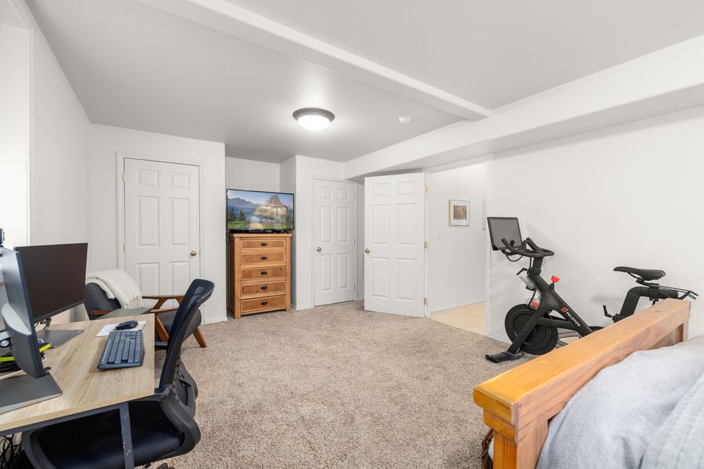 Image 23 of property listing at 227 Fox Hollow Lane B14, Whitefish, MT 59937