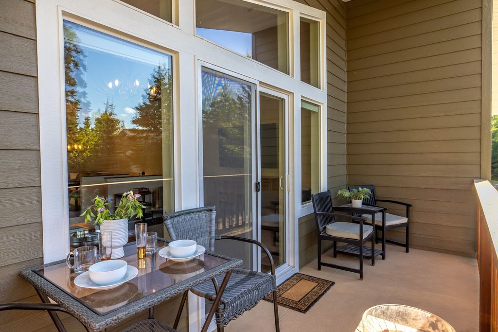 Image 28 of property listing at 227 Fox Hollow Lane B14, Whitefish, MT 59937